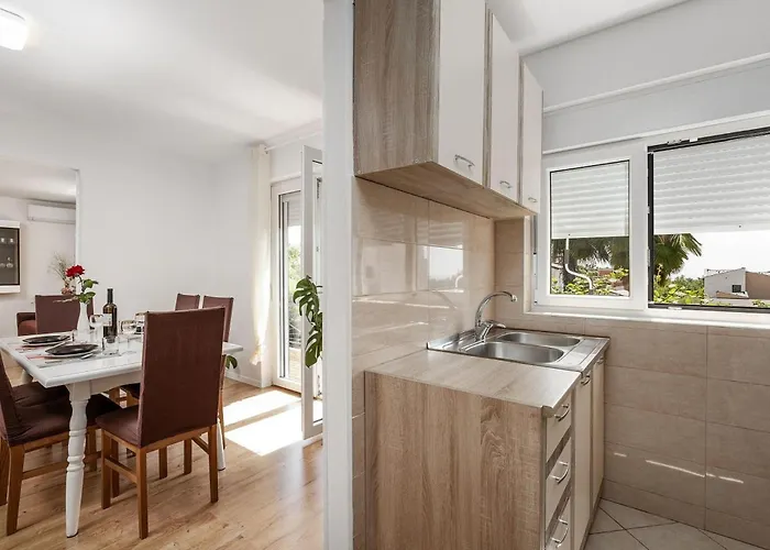 Ferienhaus App Laura Poreč