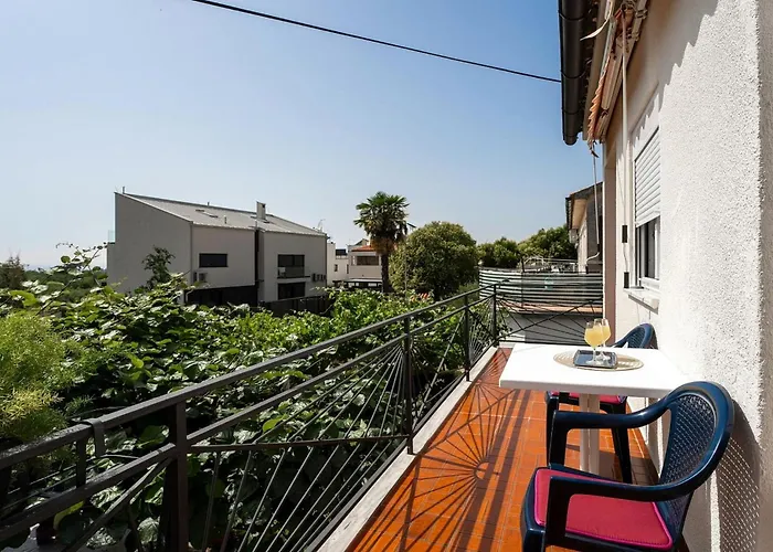 App Laura 펜션 포레치